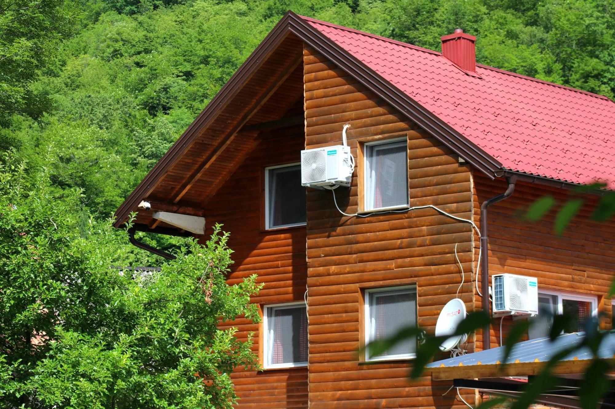 Гостевой дом Domacinstvo Na Kraju Svijeta Sipovo Экстерьер фото